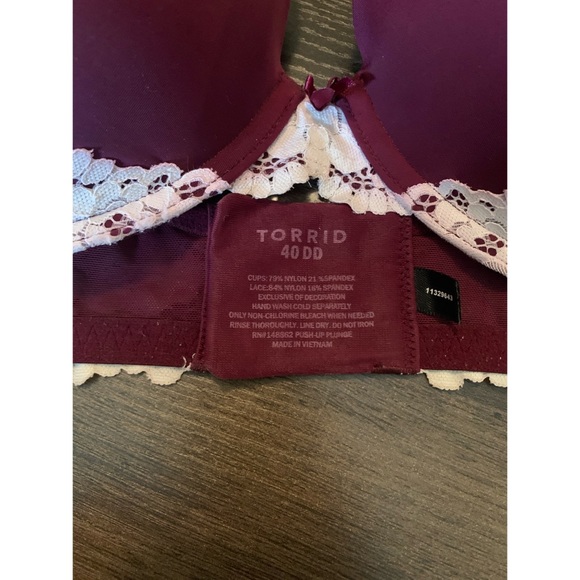Torrid Microfiber & Lace Push-up Plunge Bra 40DD - Picture 3 of 10